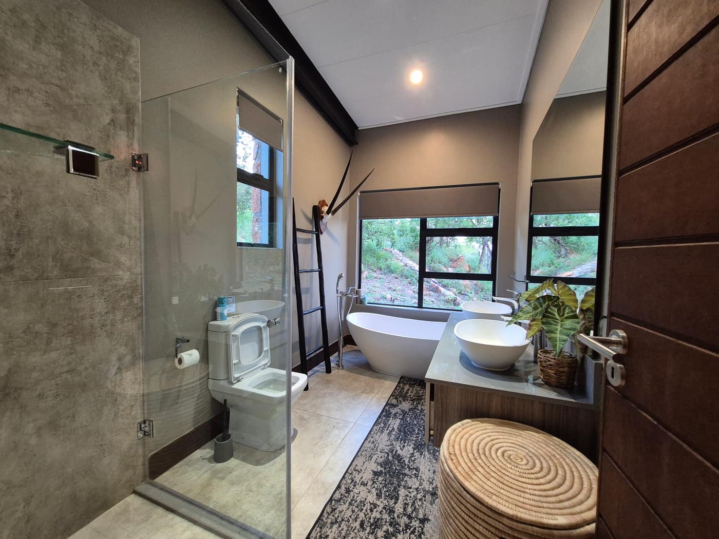 Iketla Cottage 2 stoep and braai area